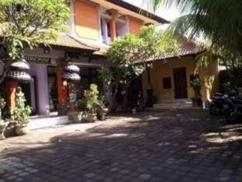Sekar Sari Inn Кута Экстерьер фото