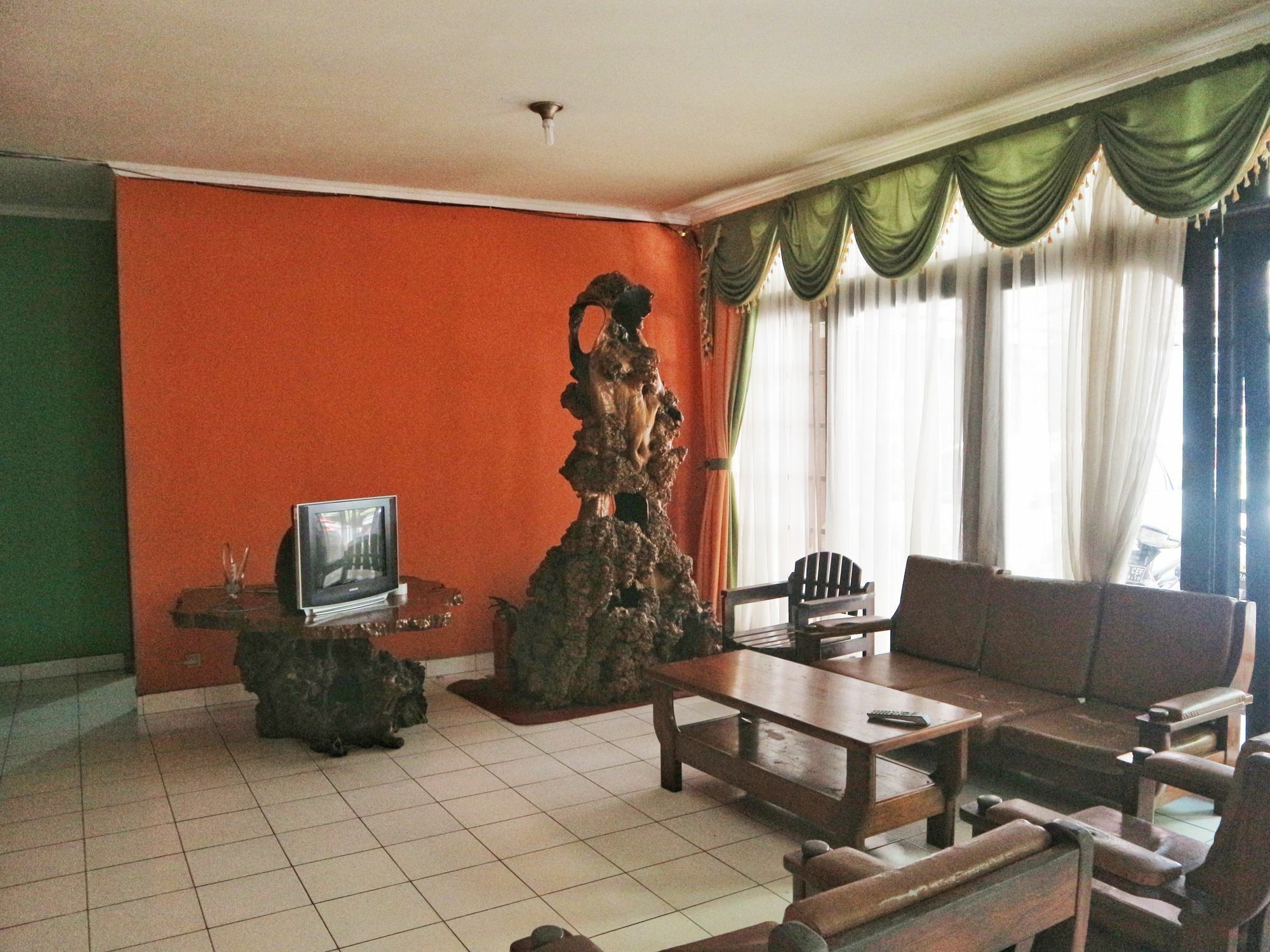 Sekar Sari Inn Кута Экстерьер фото